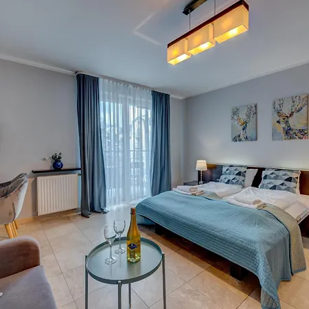 Panorama Avangard - Visitopl Apartment